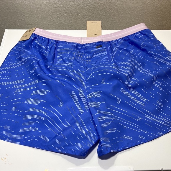 Nike Running Division shorts 5”. - Picture 10 of 13
